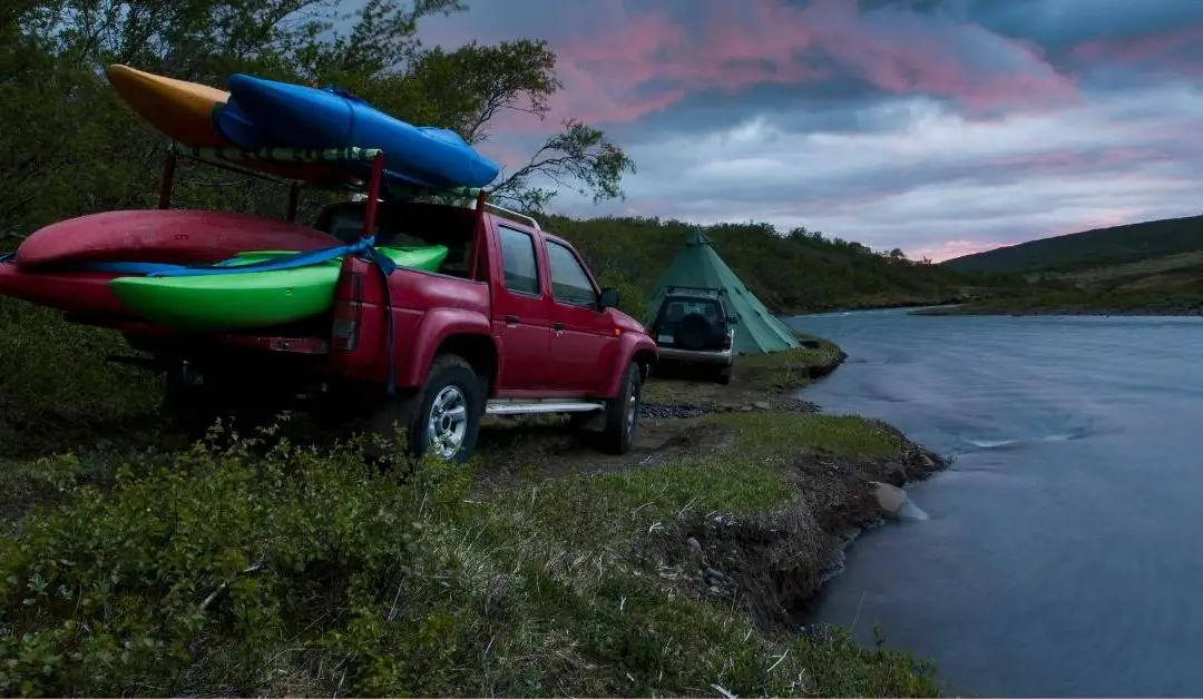 How to Tie Down a Kayak in a Truck Bed?